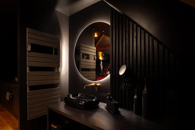 Salle de bains design d'une suite insolite à Lorient